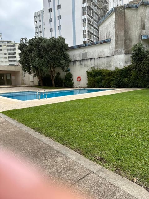 Property building, Garden, Garden view, Pool view, Swimming pool