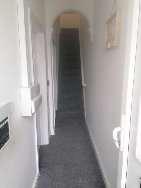 De Rossy Guest House Bed and Breakfast in Stoke-on-Trent