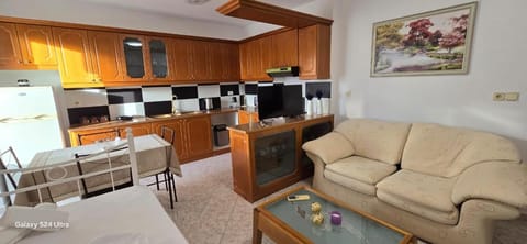 Adri Prefect Apartment Ksamil Apartment in Ksamil