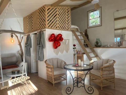 Maison du bonheur House in Mouans-Sartoux