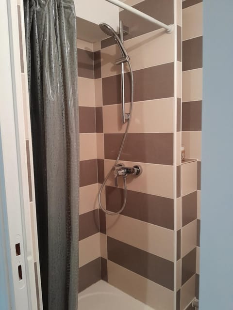 Location JO Vacation rental in Île-de-France