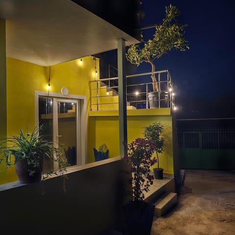 Garden, View (from property/room), Balcony/Terrace