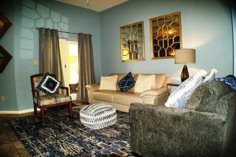 Las Verandas #107 close to Clayton's beach bar Apartment in South Padre Island