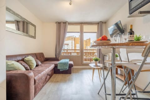 Ski In-Out - Heart of Val Thorens Beautiful View, WiFi Apartment in Val Thorens