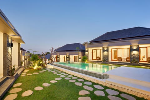 Pool view, Swimming pool