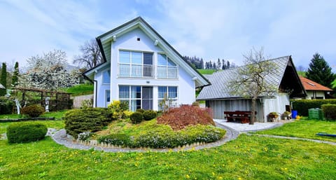 Property building, Patio, Garden