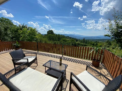 View (from property/room), Balcony/Terrace