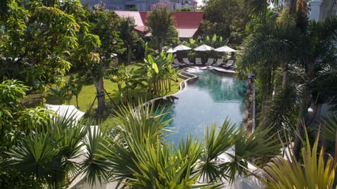 Swimming pool, Swimming pool