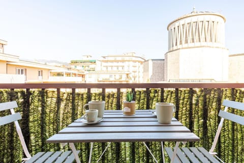 Patio, Day, Coffee/tea facilities, View (from property/room), Balcony/Terrace, Dining area