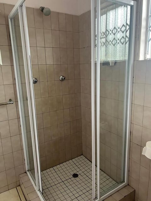 BCozyGlenhof Apartment in Cape Town