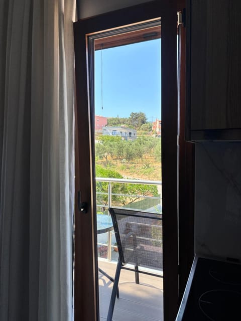 View (from property/room), Balcony/Terrace, Living room, Seating area