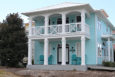 Property building, Lake view