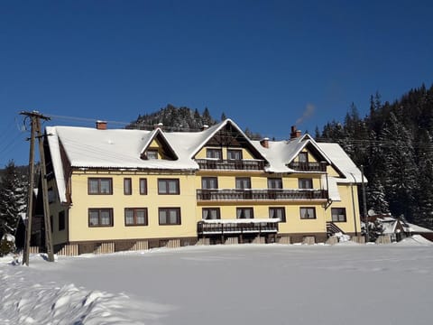 Property building, Winter
