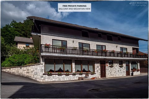 Property building, Day, Text overlay