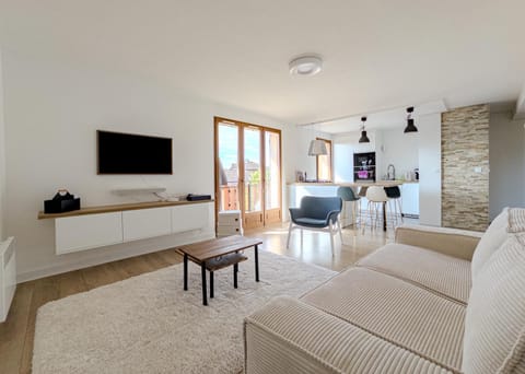 TV and multimedia, Living room