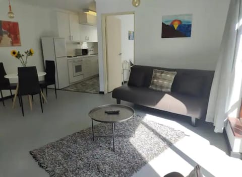 Claremont Studio Apartment in Cape Town