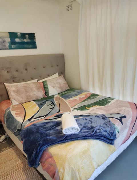 Claremont Studio Apartment in Cape Town