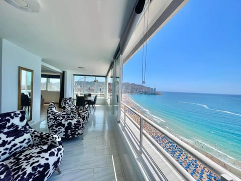 Torre Coblanca Seafront Apartment Apartment in Benidorm