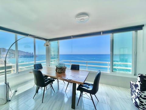 Torre Coblanca Seafront Apartment Apartment in Benidorm