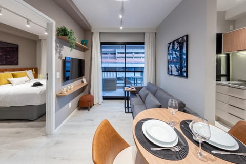 Bed, TV and multimedia, Kitchen or kitchenette, Photo of the whole room, Bedroom