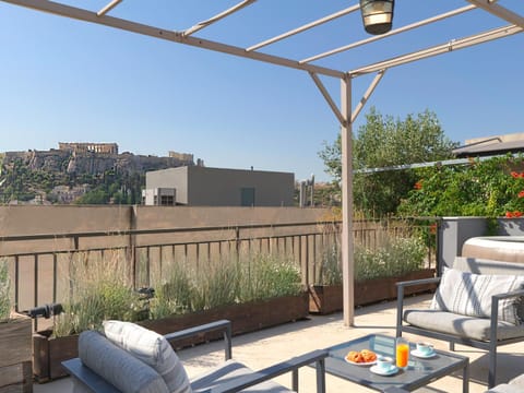 View (from property/room), Balcony/Terrace, Seating area