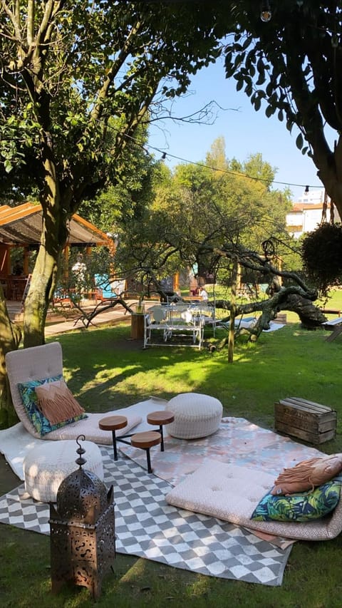 Patio, Restaurant/places to eat, Garden, Garden view