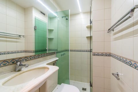 Aloha: Praia, Sol e Vista Mar com infra completa Apartment in Rio de Janeiro