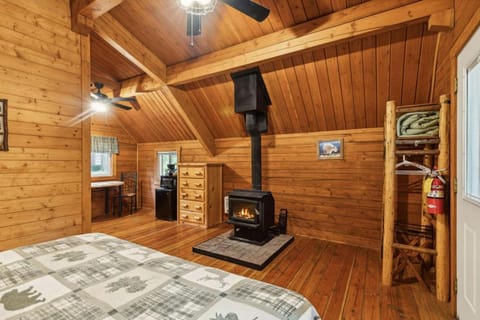 Lost Horse Lodge King Cabin 18 Cabin in Idaho