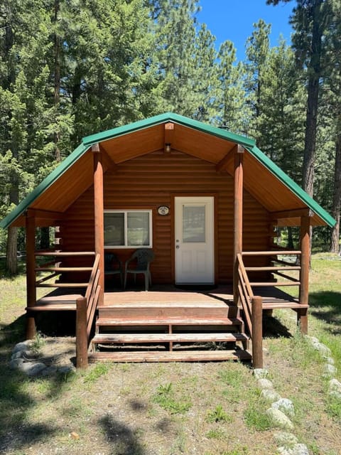 Lost Horse Lodge King Cabin10 Cabin in Idaho