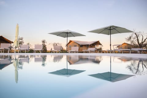 Swimming pool, Swimming pool