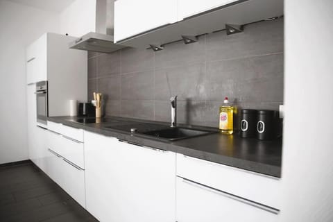 Modern & Bright 1BR Flat Apartment in Luxembourg