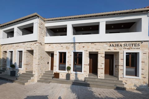 Property building, Facade/entrance, Day