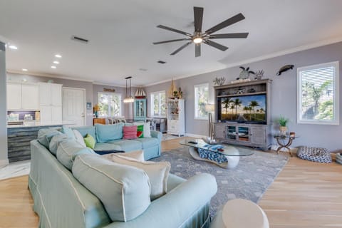 A Bean Point Paradise - 5 beds and 4,5 bathrooms in Anna Maria House in Anna Maria Island