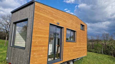 La Tiny House de Clem Chalet in Figeac