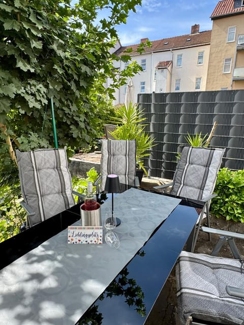 Off site, Seating area