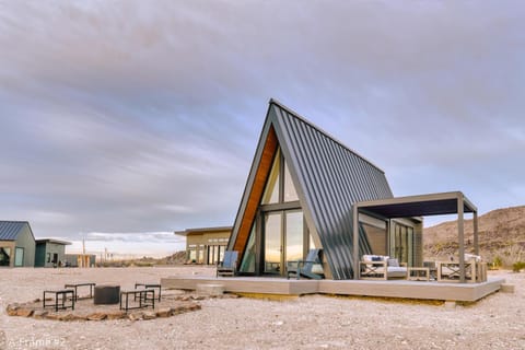 Stardust Big Bend Luxury A-Frame#2 with a fab view House in Big Bend National Park