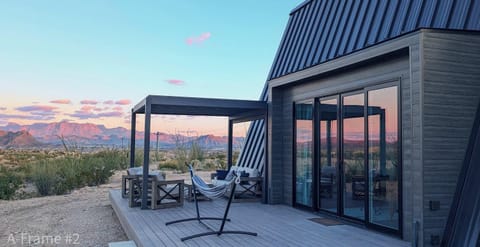 Stardust Big Bend Luxury A-Frame#10 with a fab view House in Big Bend National Park