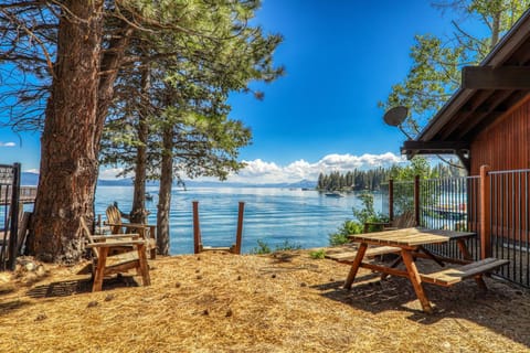 Reflections Lakeview Cabin - Private Beach Access, Hot Tub & Buoy! Cabin in Tahoe Vista