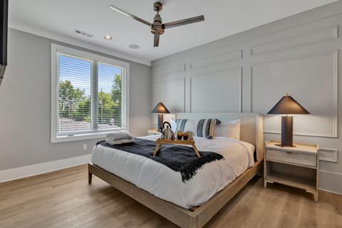 Soprano - Private Rooftop - 8 mins to Broadway House in Berry Hill