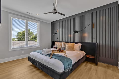 Tenor - Private Rooftop - 8 mins to Broadway House in Berry Hill