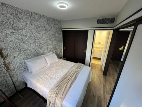 Bed, Photo of the whole room, Bedroom, wardrobe