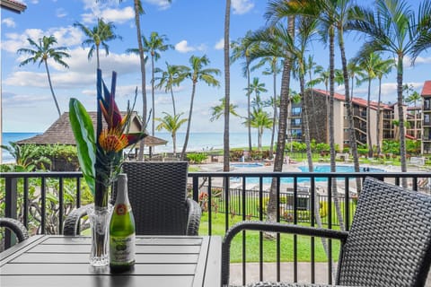 Papakea's Finest - OCEAN VIEW Luxury 2 bedroom 2 bath - AC IN EVERY ROOM Resort in Kaanapali