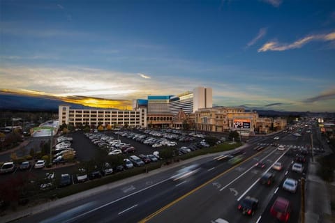 Peppermill Resort Spa Casino Resort in Reno