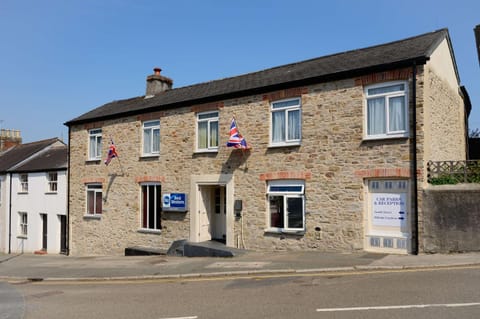 Property building, Street view