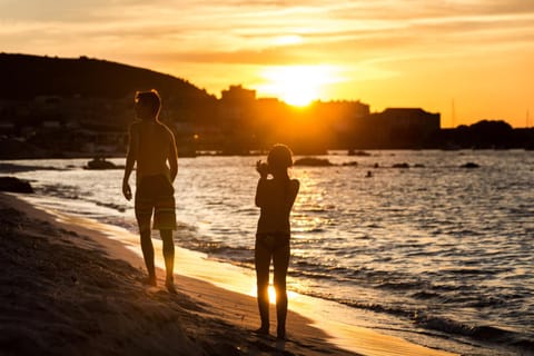 Day, People, Natural landscape, Beach, Guests, Sea view, Sunset, group of guests