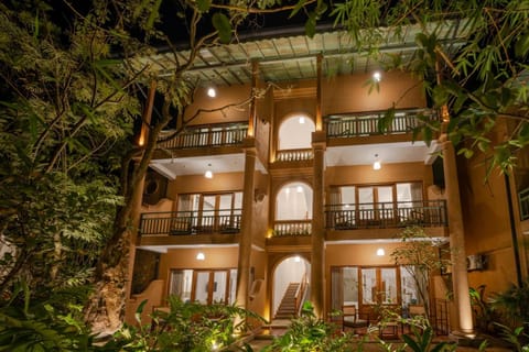 Property building, Night