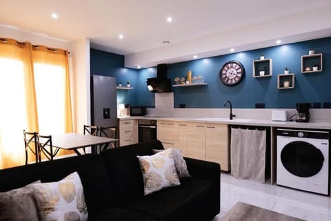 Kitchen or kitchenette, Living room, Dining area, stove, washing machine