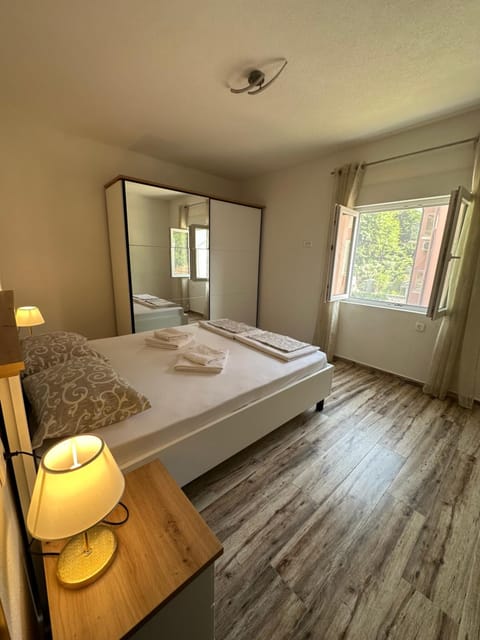 Sunny apartment Apartment in Dobrota