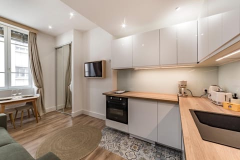 Appartement tout équipé – Gratte-Ciel Apartment in Villeurbanne
