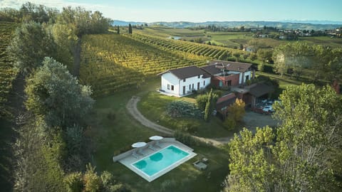 Natural landscape, Garden view, Swimming pool